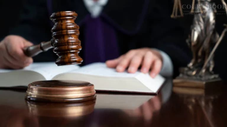 Delhi High Court Stays Defamation Decree Against HT Media in Rs. 40 Lakh Damages Case