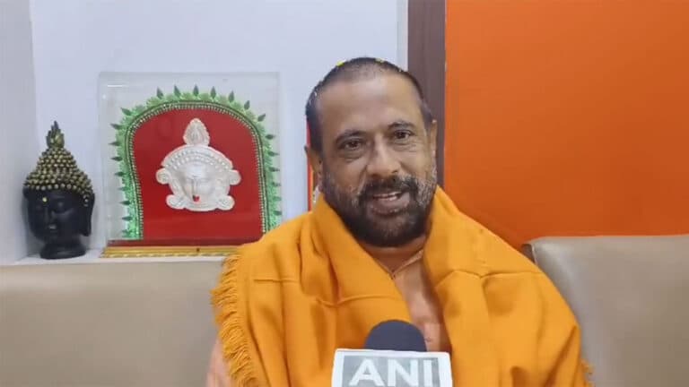 Calcutta High Court Restrains Coercive Action Against Padma Shri Monk Kartik Maharaj in Rape Allegations