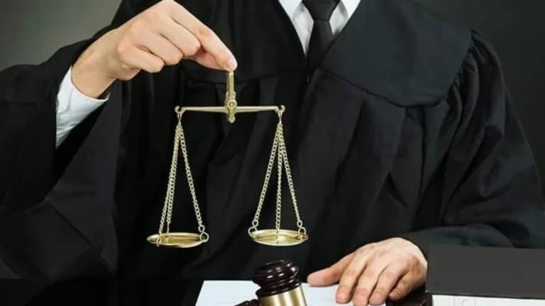 Kerala High Court Accepts Advocate’s Apology, Closes Contempt Case